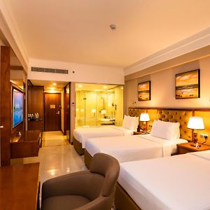 Superior  Beach Triple Room
